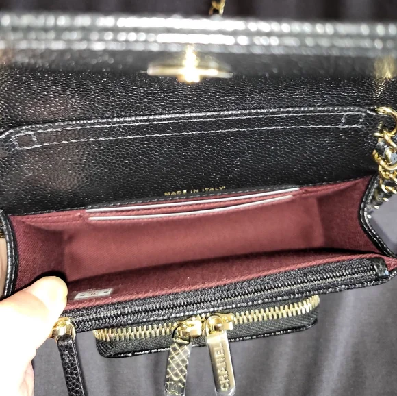 Brand new 23P authentic Chanel business affinity clutch with chain - Picture 8 of 17